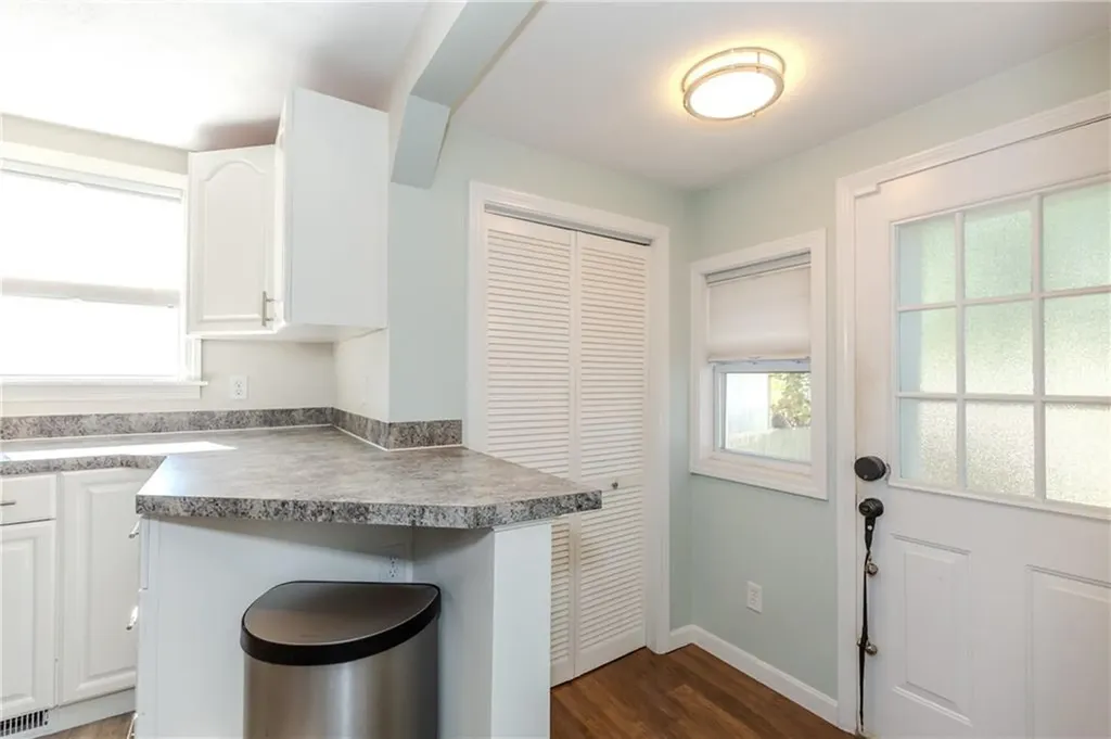 69 Steele Avenue Warwick RI 02889