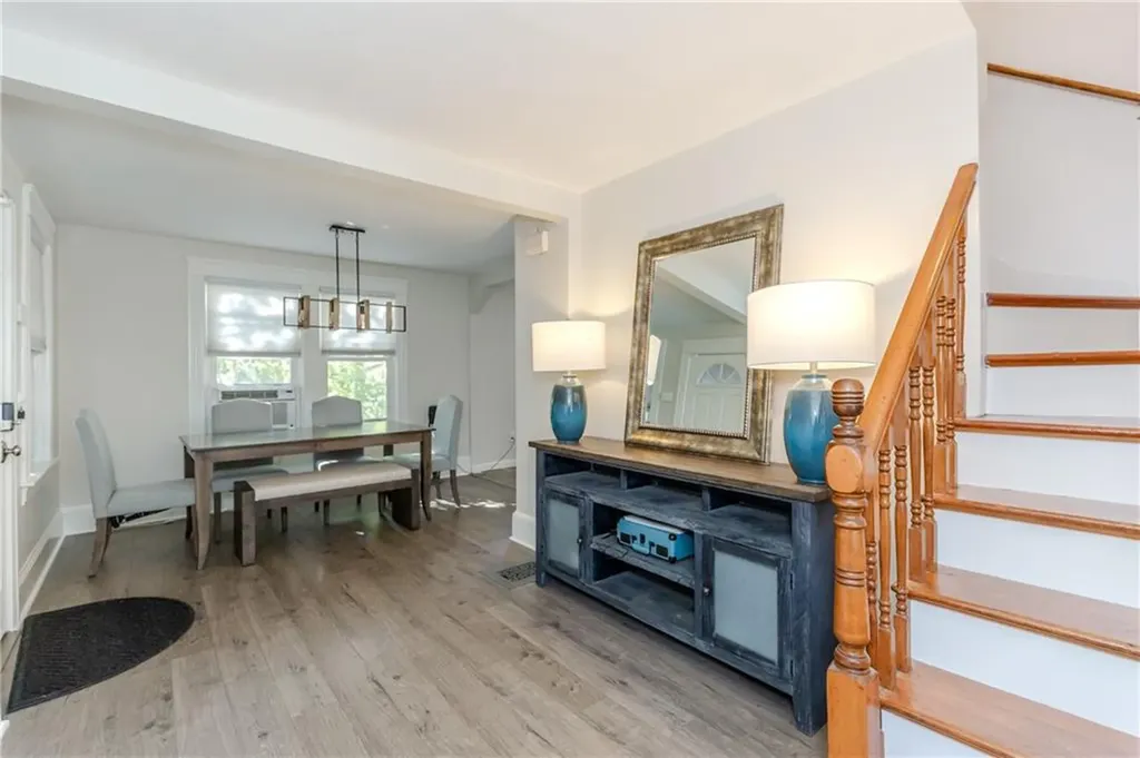 69 Steele Avenue Warwick RI 02889