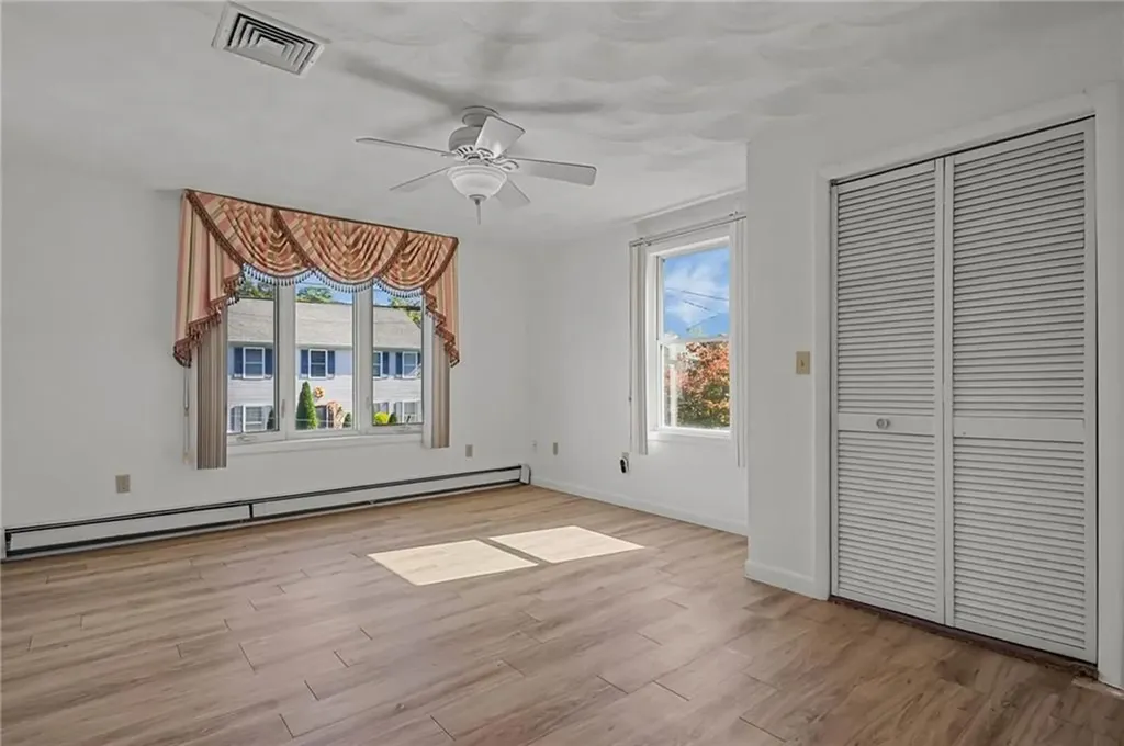 68 Pearl Avenue North Providence RI 02904
