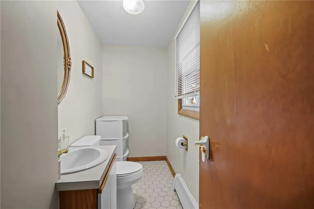 68 Pearl Avenue North Providence RI 02904