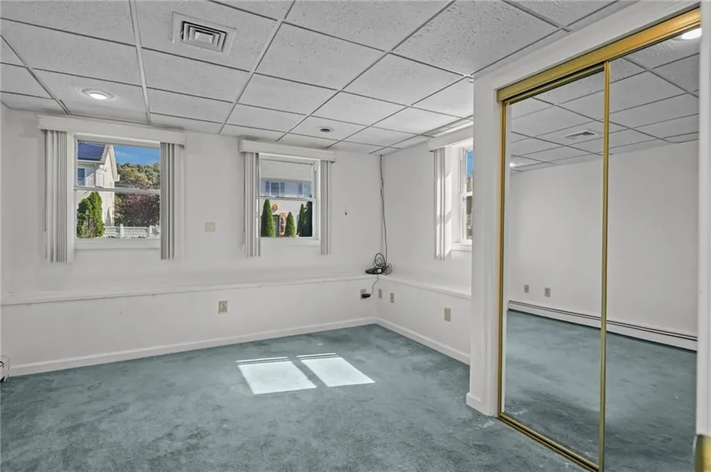 68 Pearl Avenue North Providence RI 02904