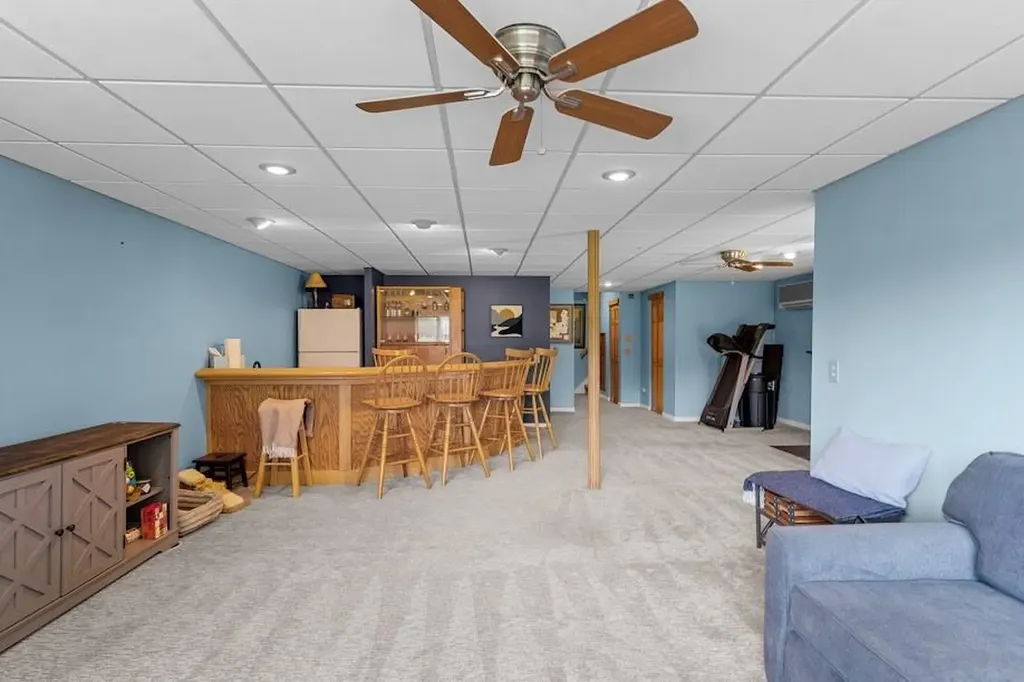 78 Valley Green Court North Providence RI 02904