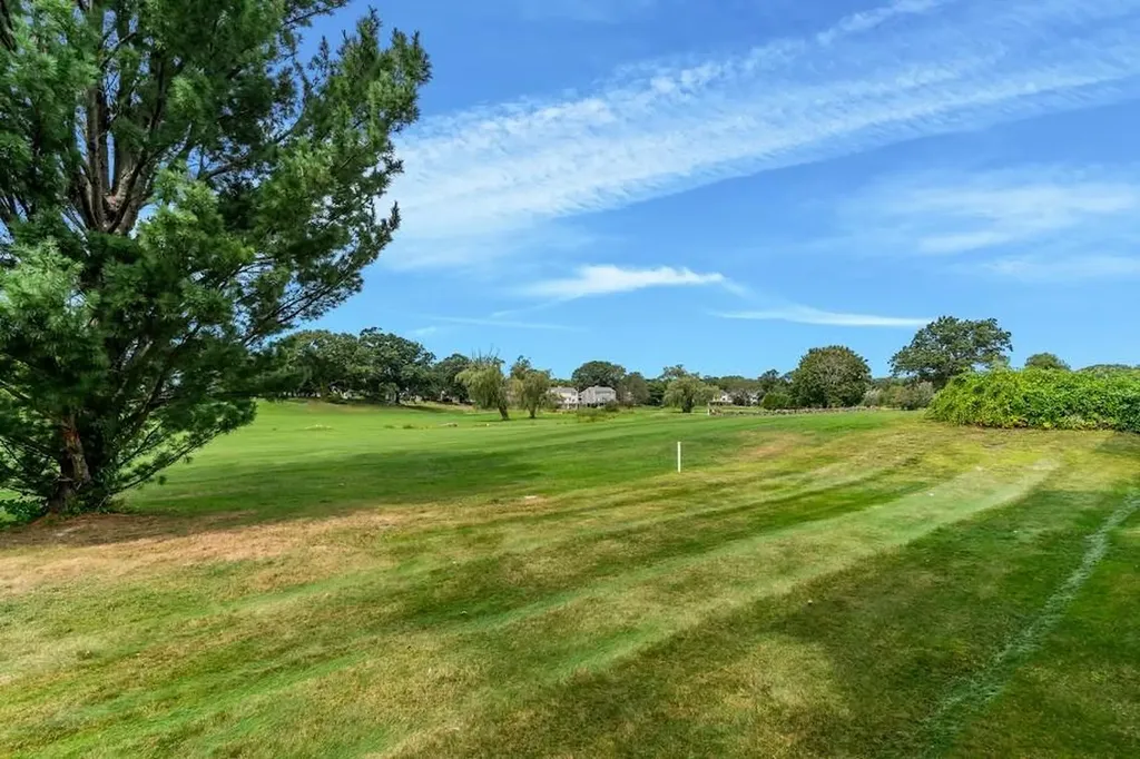 78 Valley Green Court North Providence RI 02904