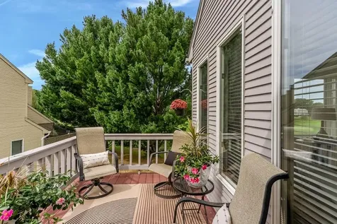 78 Valley Green Court North Providence RI 02904