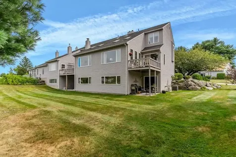 78 Valley Green Court North Providence RI 02904