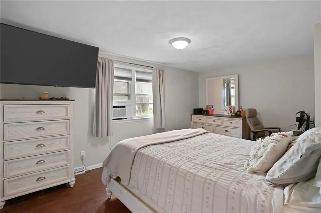 15 Obadiah Avenue Warwick RI 02889