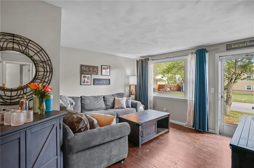 15 Obadiah Avenue Warwick RI 02889