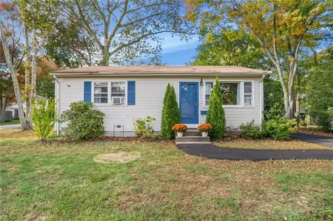 15 Obadiah Avenue Warwick RI 02889