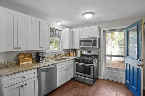 15 Obadiah Avenue Warwick RI 02889