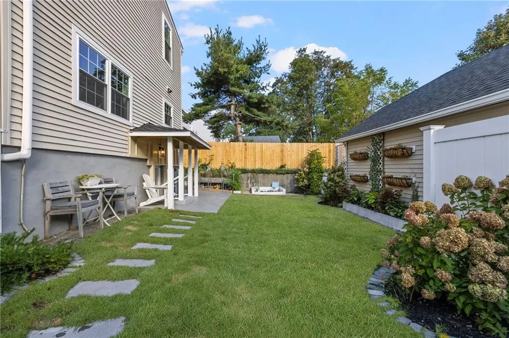 104 Wilcox Avenue Pawtucket RI 02860