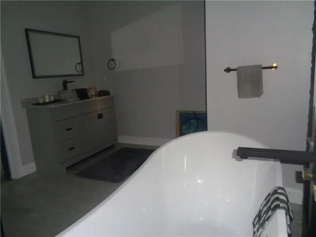 176 Vernon Street Warwick RI 02889