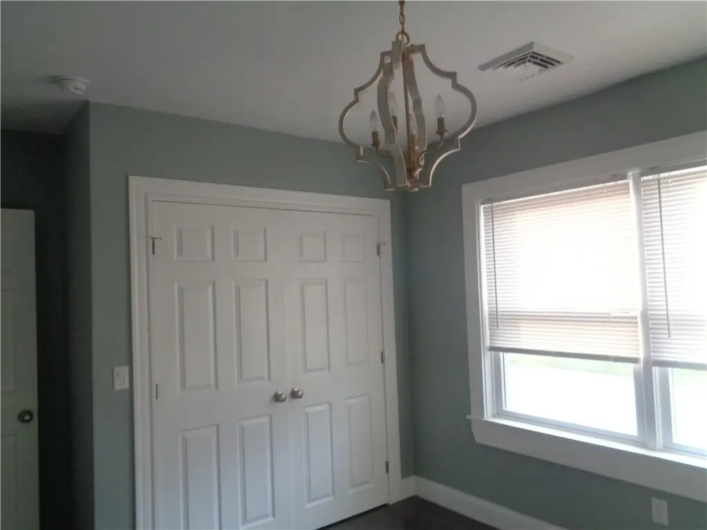 176 Vernon Street Warwick RI 02889