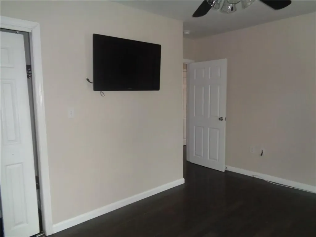 176 Vernon Street Warwick RI 02889