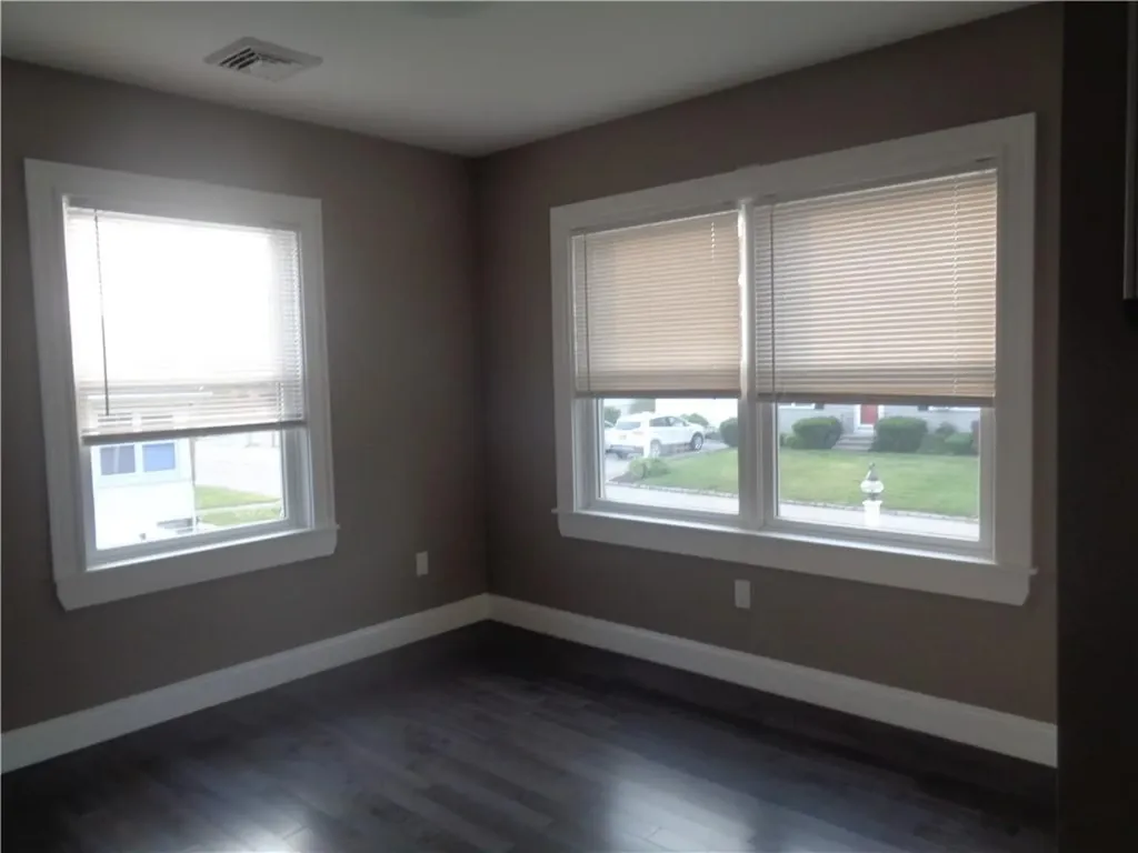 176 Vernon Street Warwick RI 02889