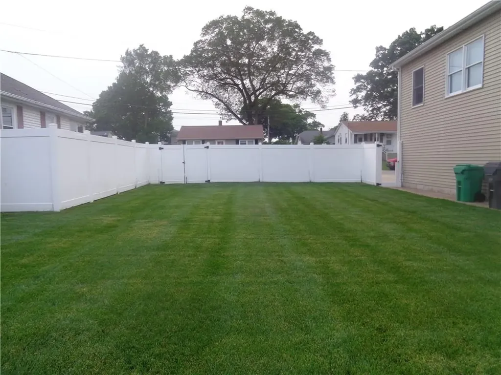 176 Vernon Street Warwick RI 02889