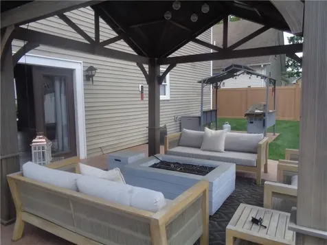 176 Vernon Street Warwick RI 02889