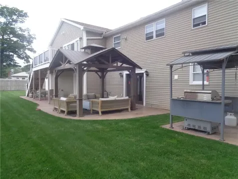 176 Vernon Street Warwick RI 02889