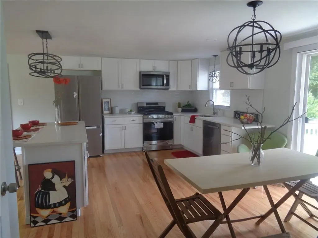 155 Lewiston Street Warwick RI 02889