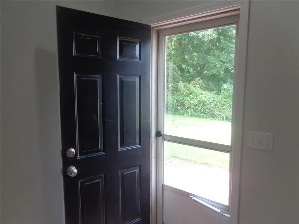 155 Lewiston Street Warwick RI 02889