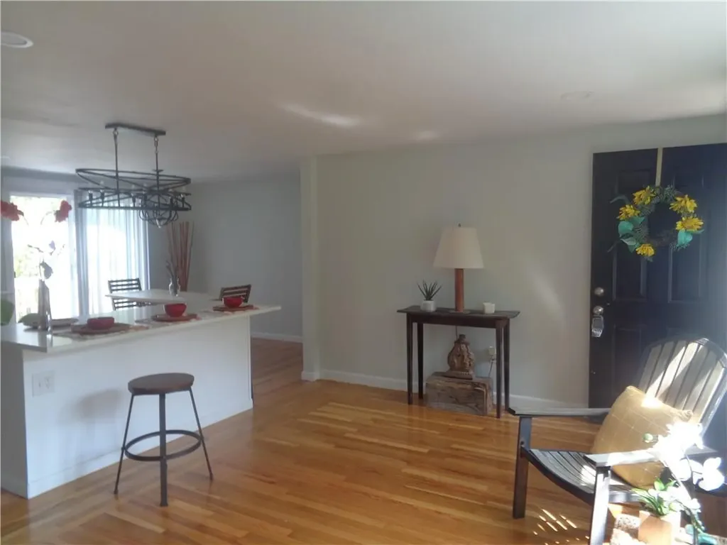 155 Lewiston Street Warwick RI 02889