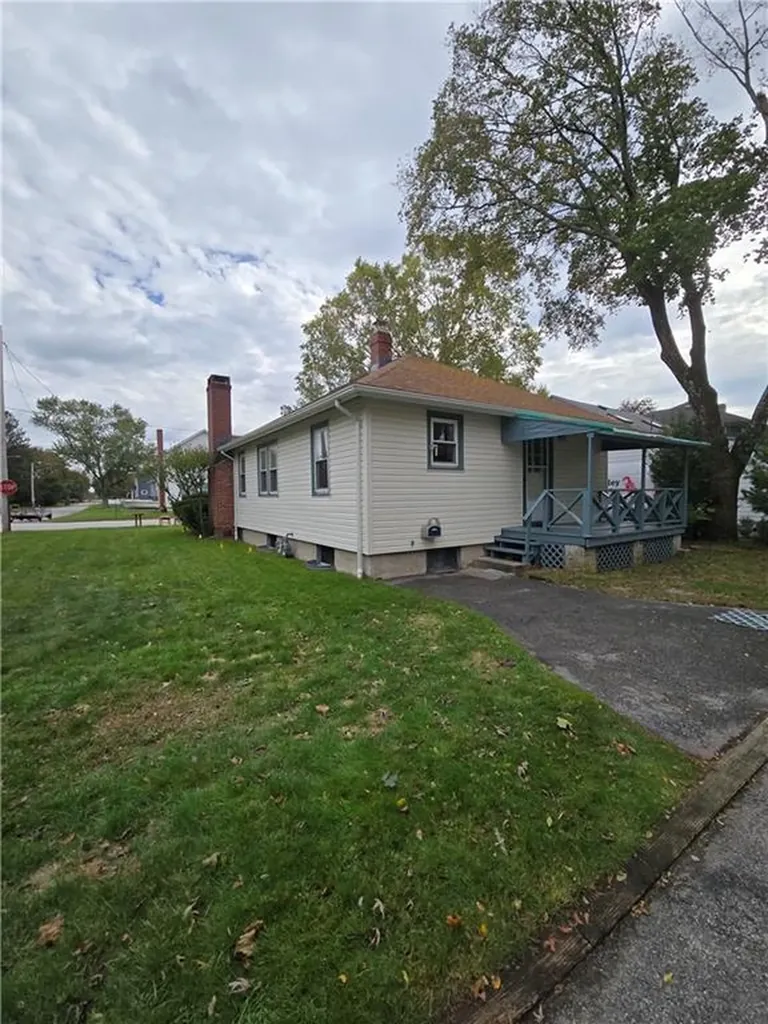 37 George Arden Avenue Warwick RI 02886