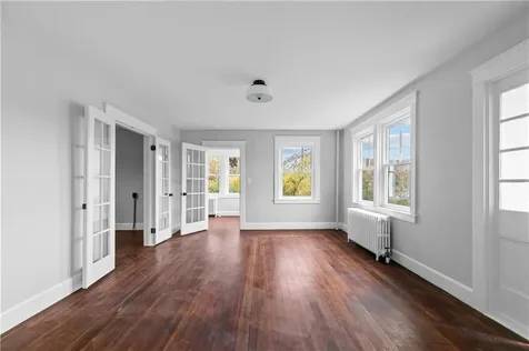 1330 West Main Road Portsmouth RI 02871