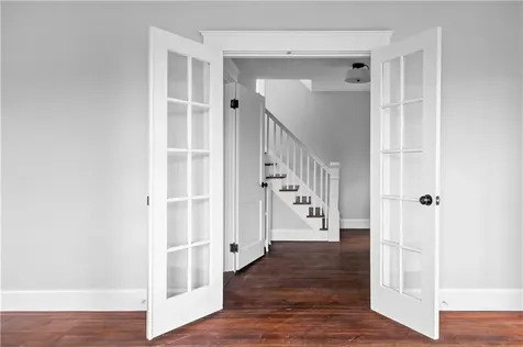 1330 West Main Road Portsmouth RI 02871