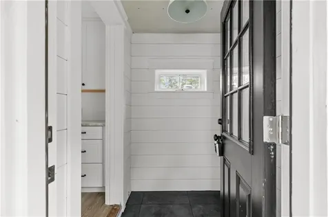 1330 West Main Road Portsmouth RI 02871