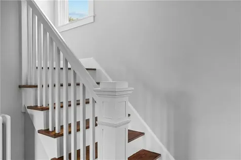 1330 West Main Road Portsmouth RI 02871