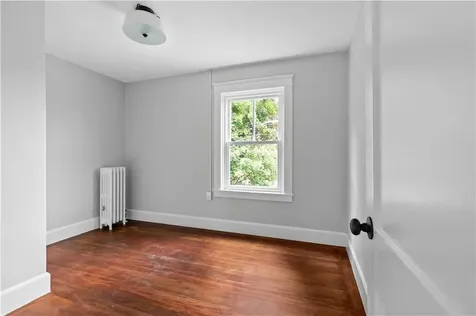 1330 West Main Road Portsmouth RI 02871