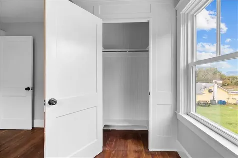 1330 West Main Road Portsmouth RI 02871