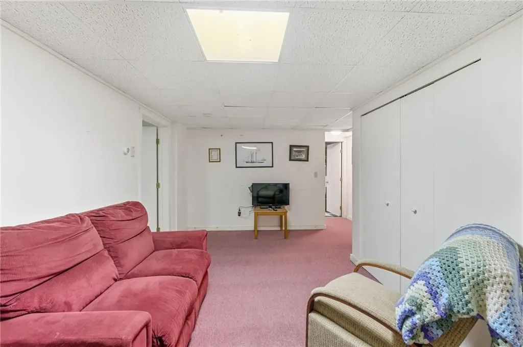 482 Bulgarmarsh Road Tiverton RI 02878