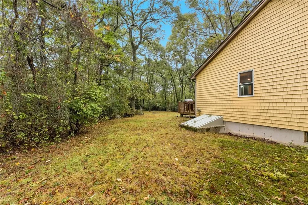 482 Bulgarmarsh Road Tiverton RI 02878