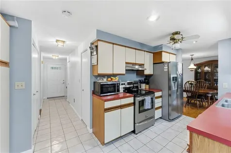 482 Bulgarmarsh Road Tiverton RI 02878