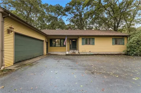 482 Bulgarmarsh Road Tiverton RI 02878