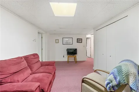 482 Bulgarmarsh Road Tiverton RI 02878