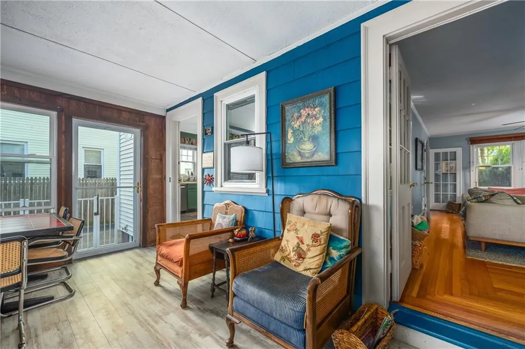 15 Wheeler Avenue Cranston RI 02905