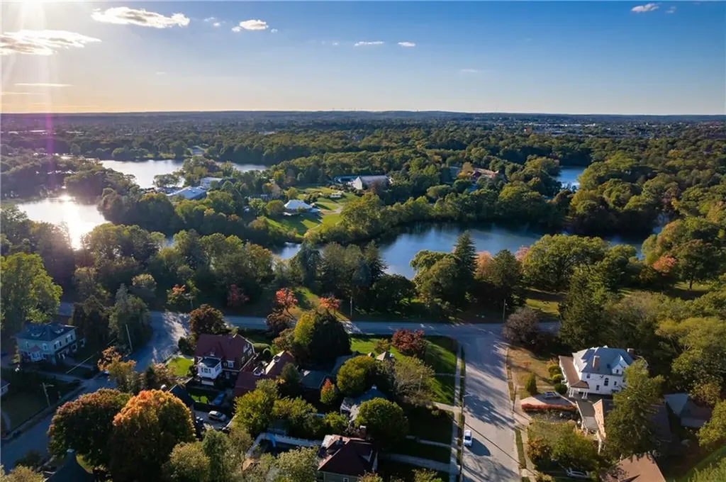 15 Wheeler Avenue Cranston RI 02905