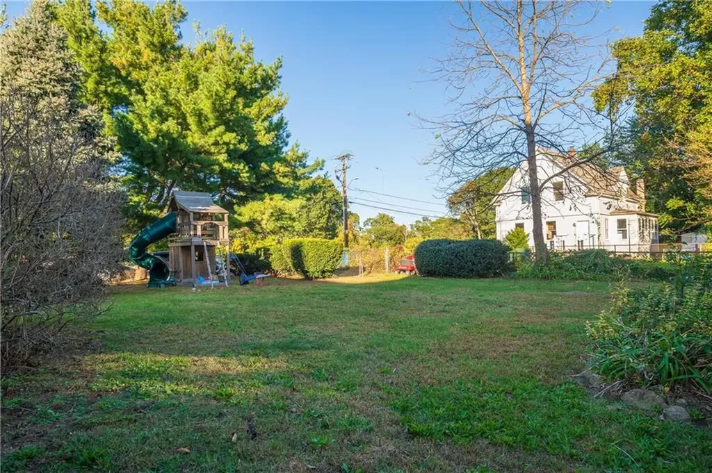 15 Wheeler Avenue Cranston RI 02905