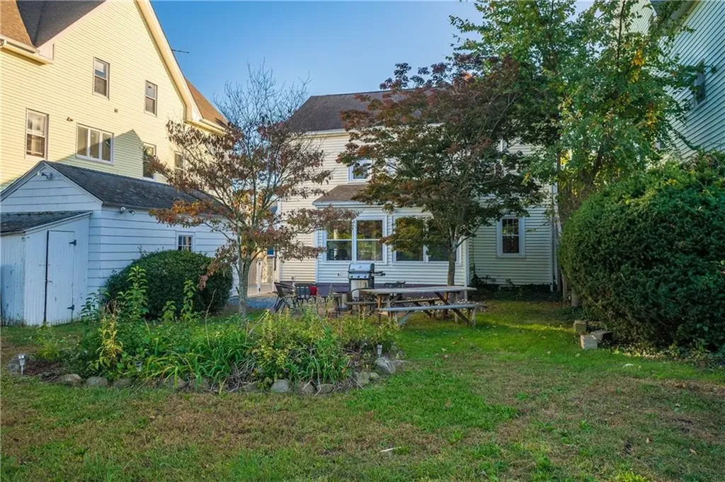 15 Wheeler Avenue Cranston RI 02905