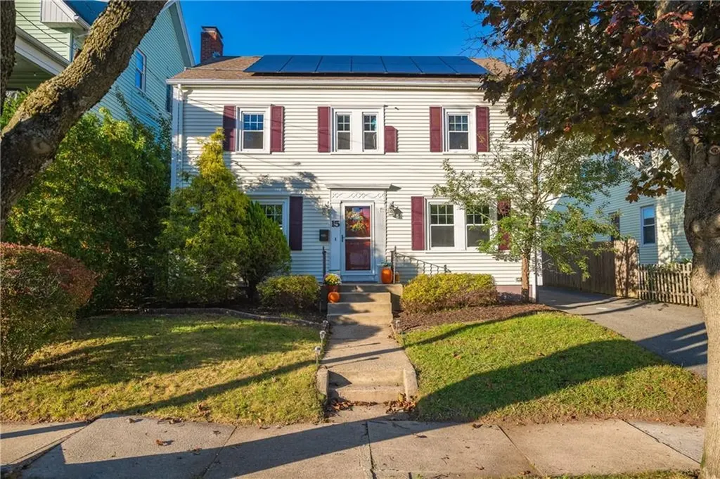 15 Wheeler Avenue Cranston RI 02905