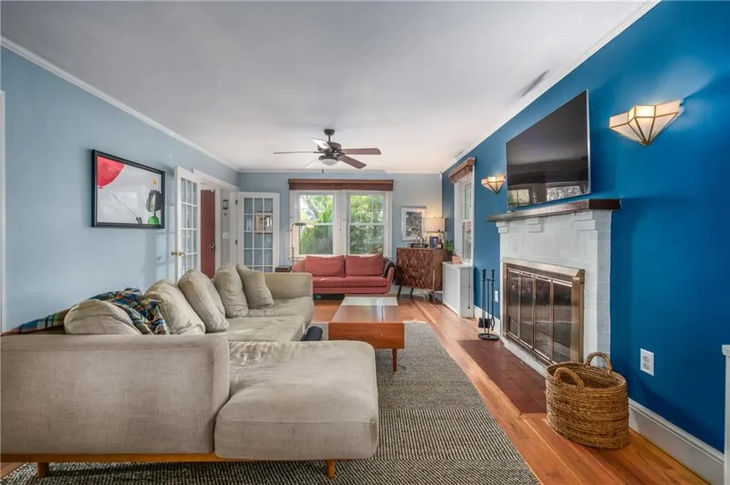 15 Wheeler Avenue Cranston RI 02905