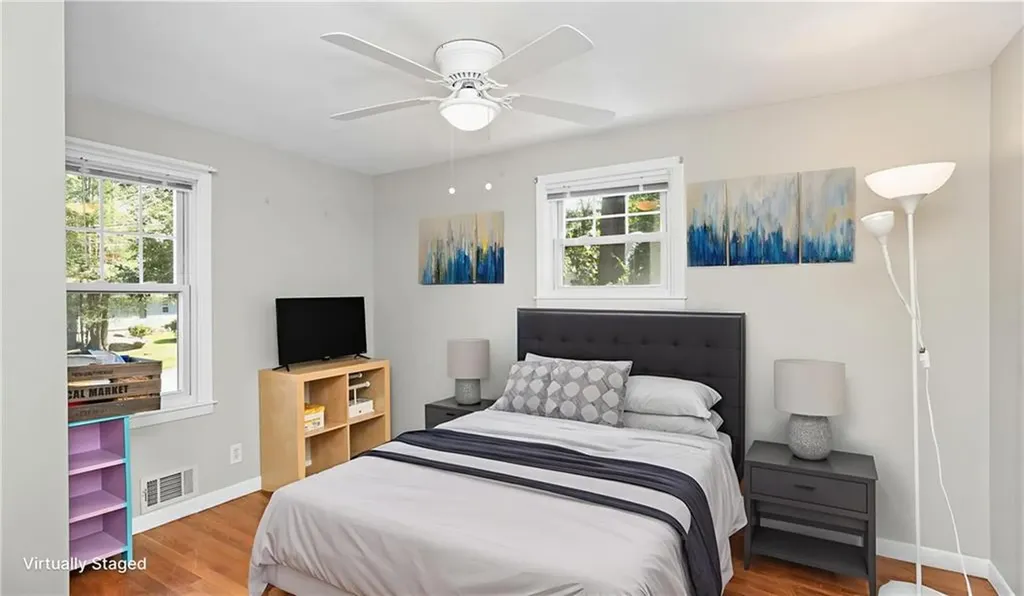 107 Viceroy Road Warwick RI 02886