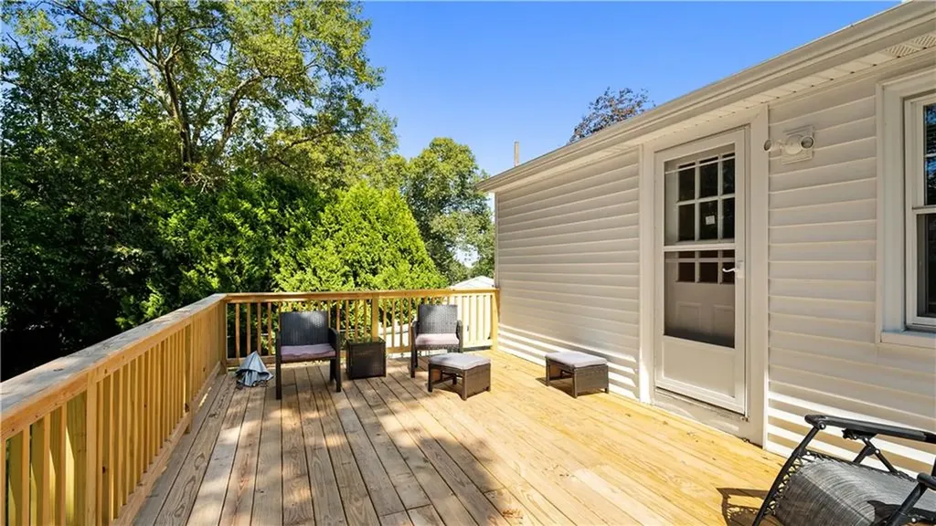 107 Viceroy Road Warwick RI 02886