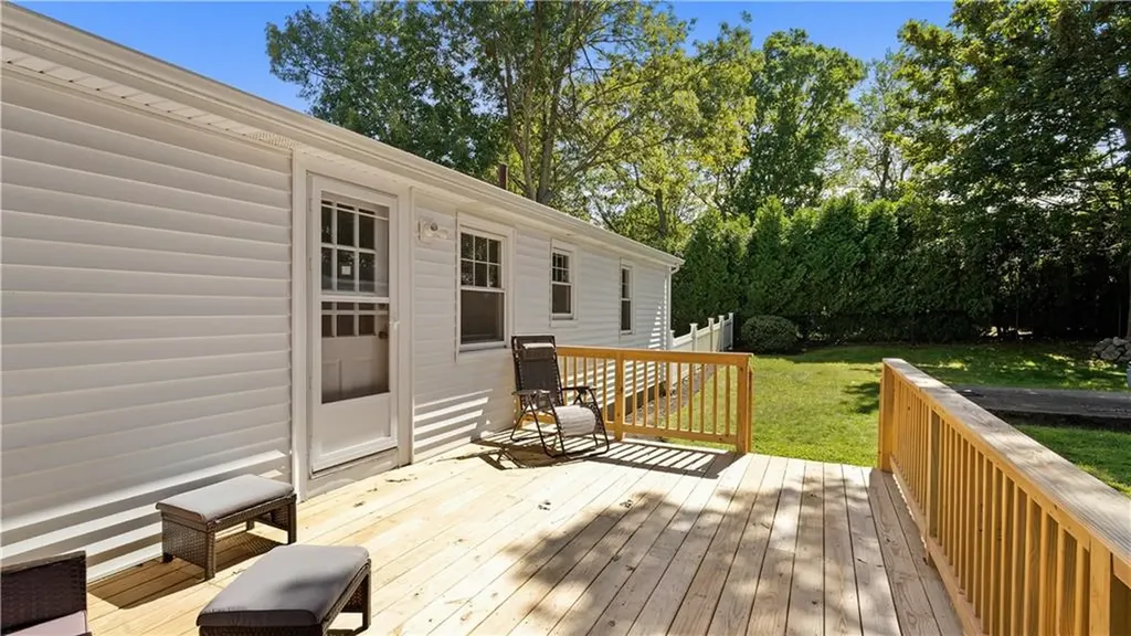 107 Viceroy Road Warwick RI 02886