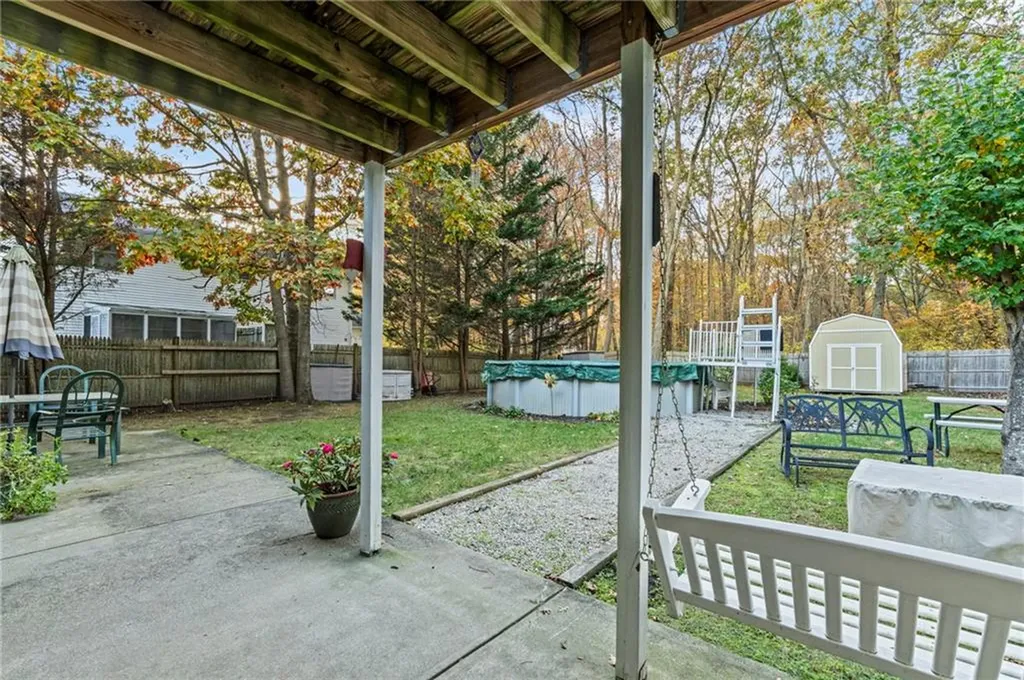 74 Plum Road East Providence RI 02915