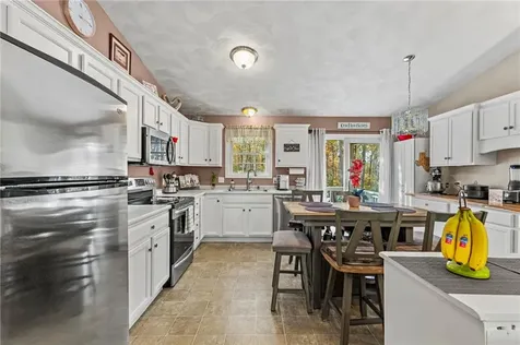 74 Plum Road East Providence RI 02915