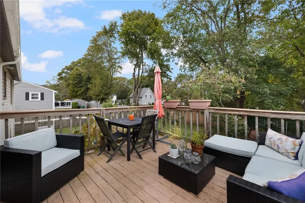 25 Webb Avenue Warwick RI 02889