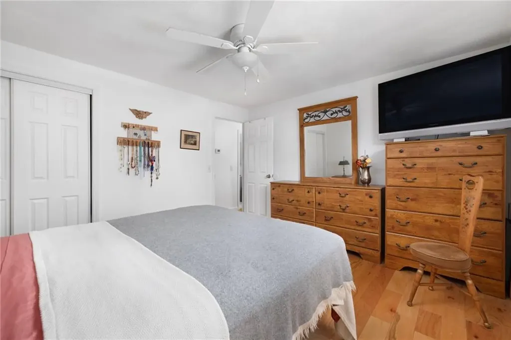 25 Webb Avenue Warwick RI 02889