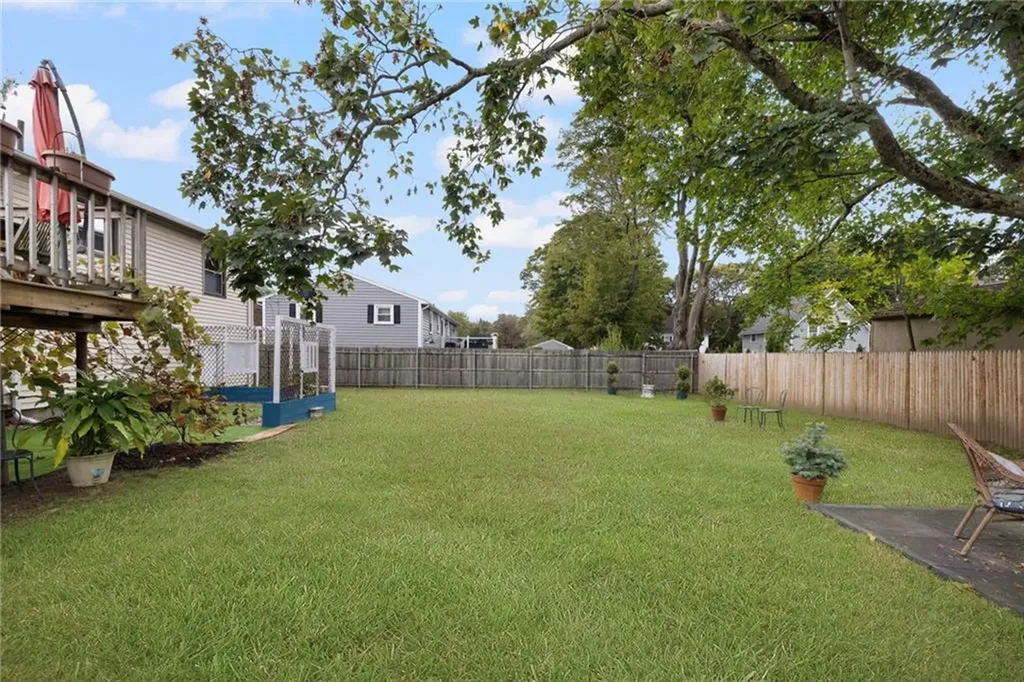 25 Webb Avenue Warwick RI 02889